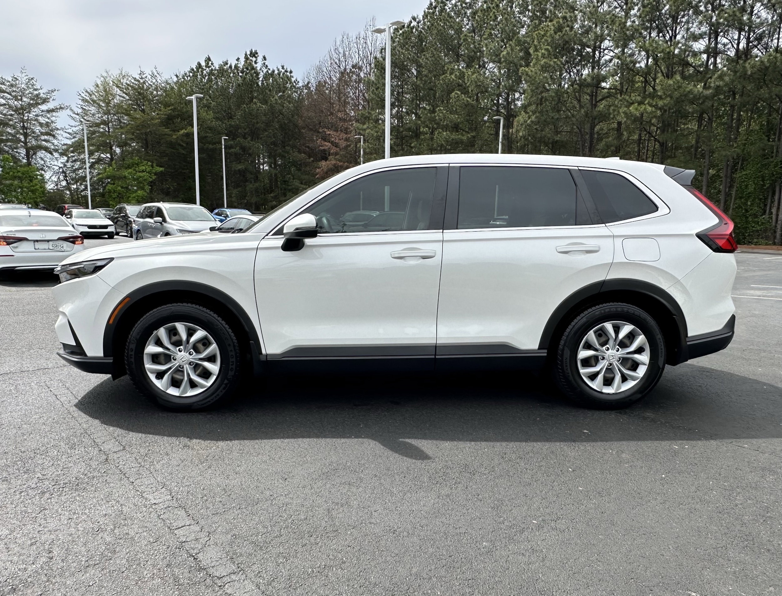 2023 Honda CR-V LX 2WD photo 6