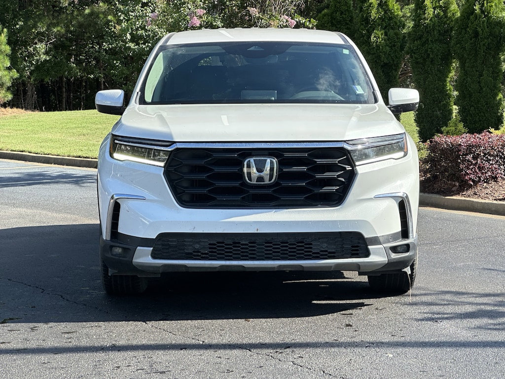Certified 2023 Honda Pilot EX-L 8 Passenger 2WD SUV
