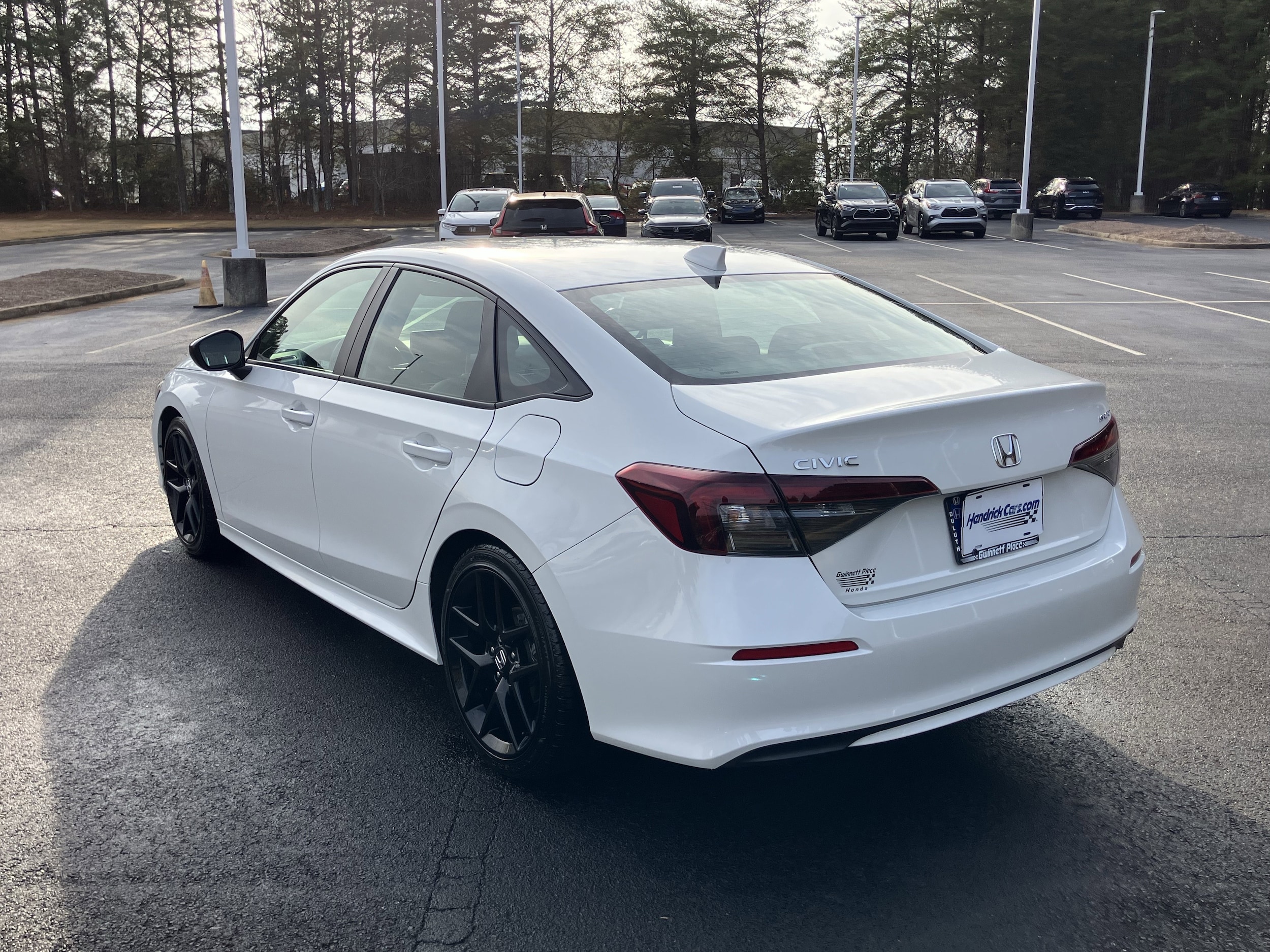 2025 Honda Civic Sport CVT photo 3