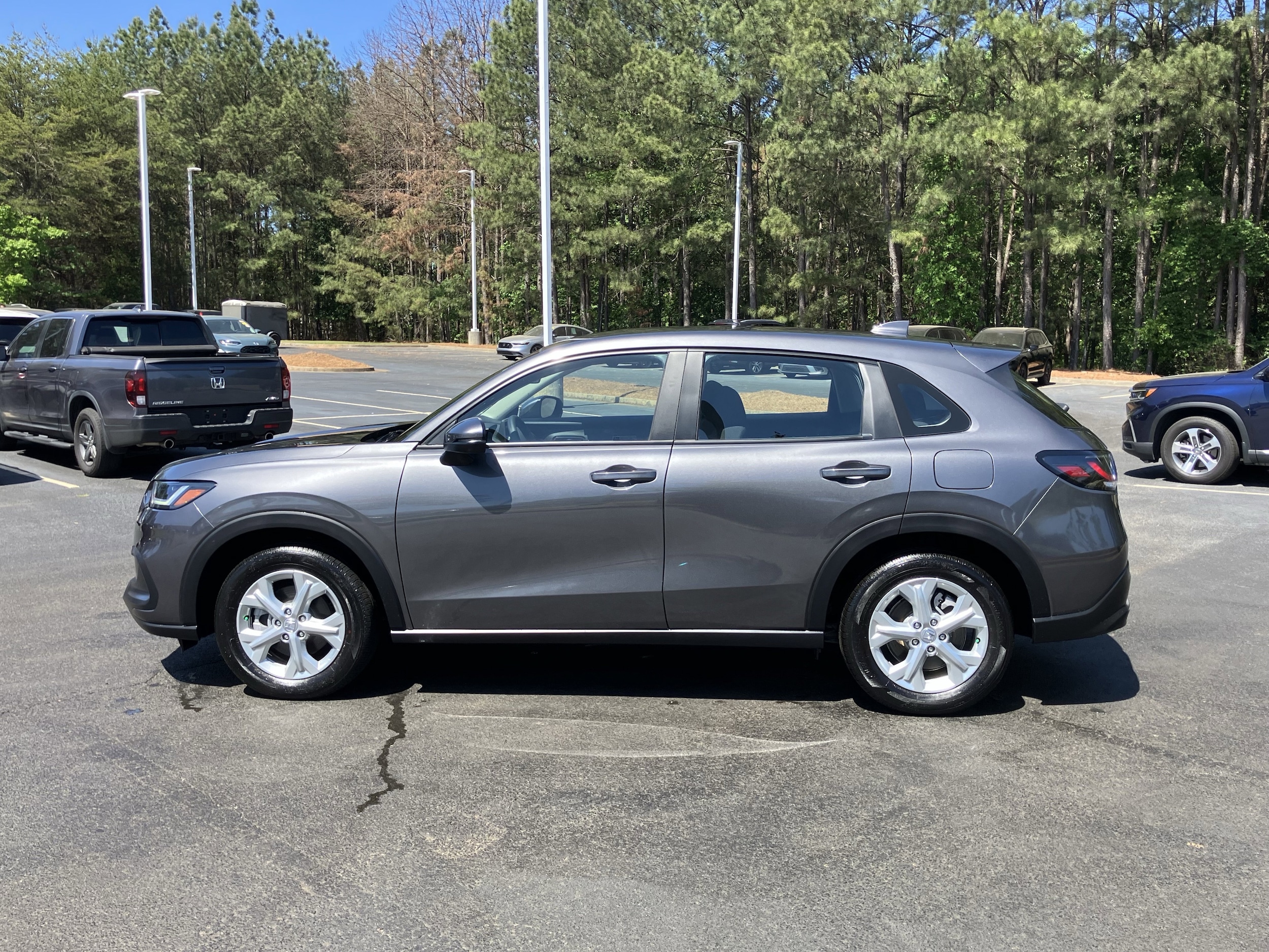 2025 Honda HR-V LX 2WD CVT photo 6