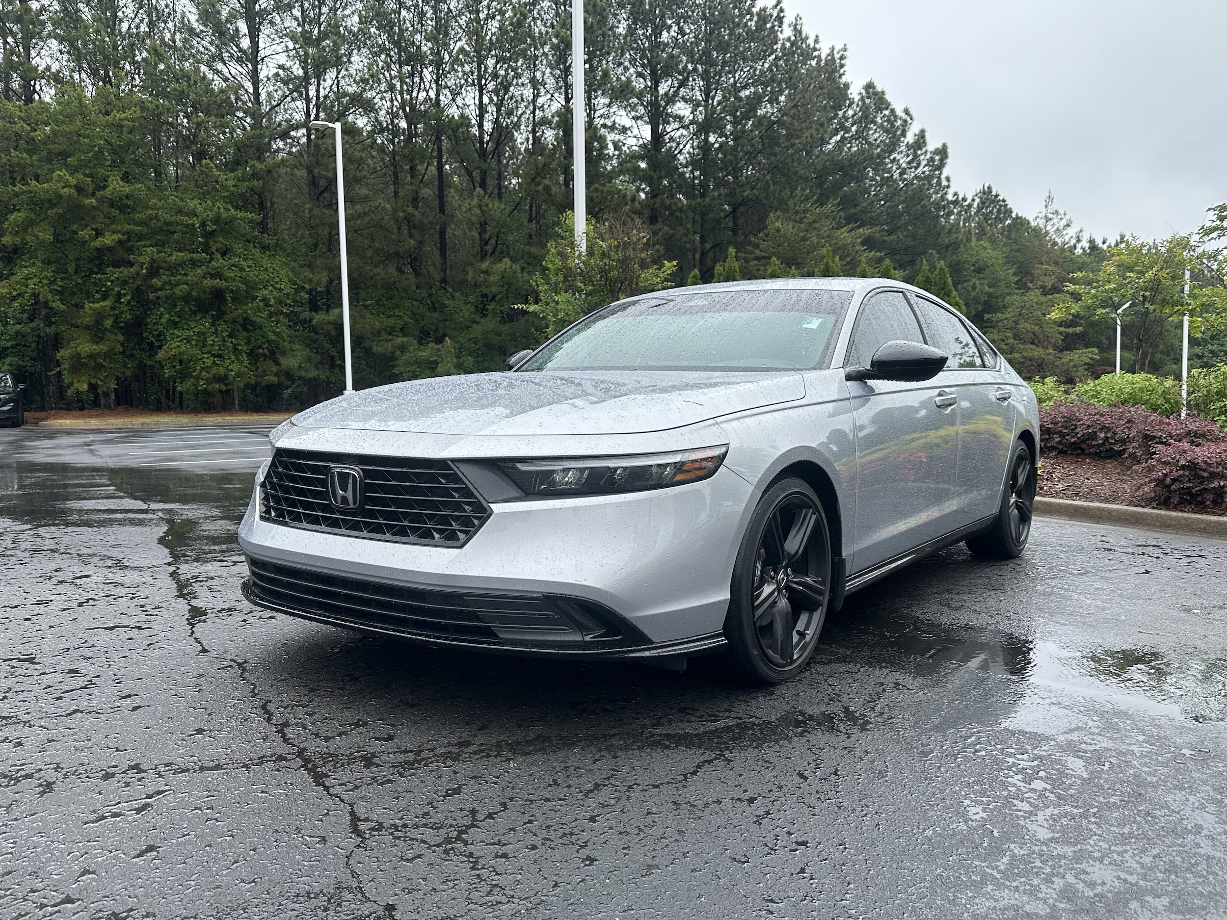 2024 Honda Accord Hybrid Sport-L Sedan photo 2