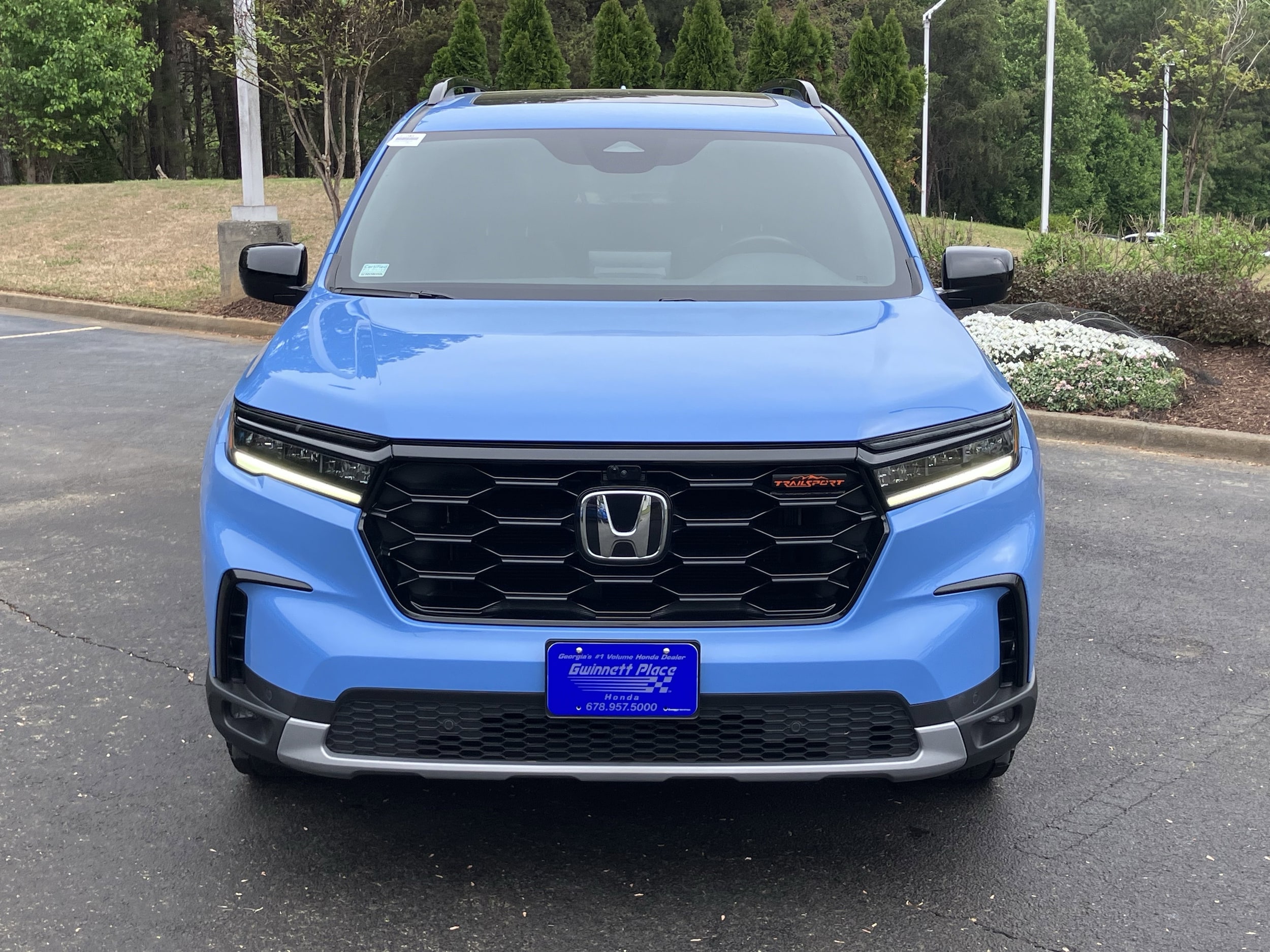 2023 Honda Pilot TrailSport AWD photo 2
