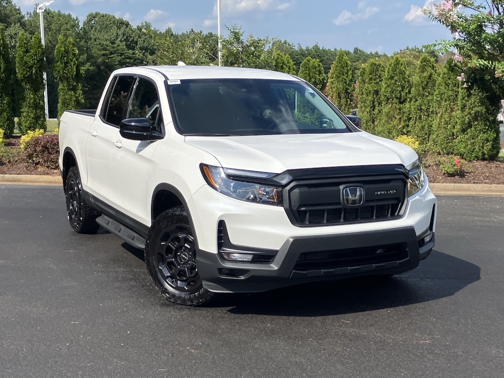 Used 2025 Honda Ridgeline Sport+ AWD Pickup