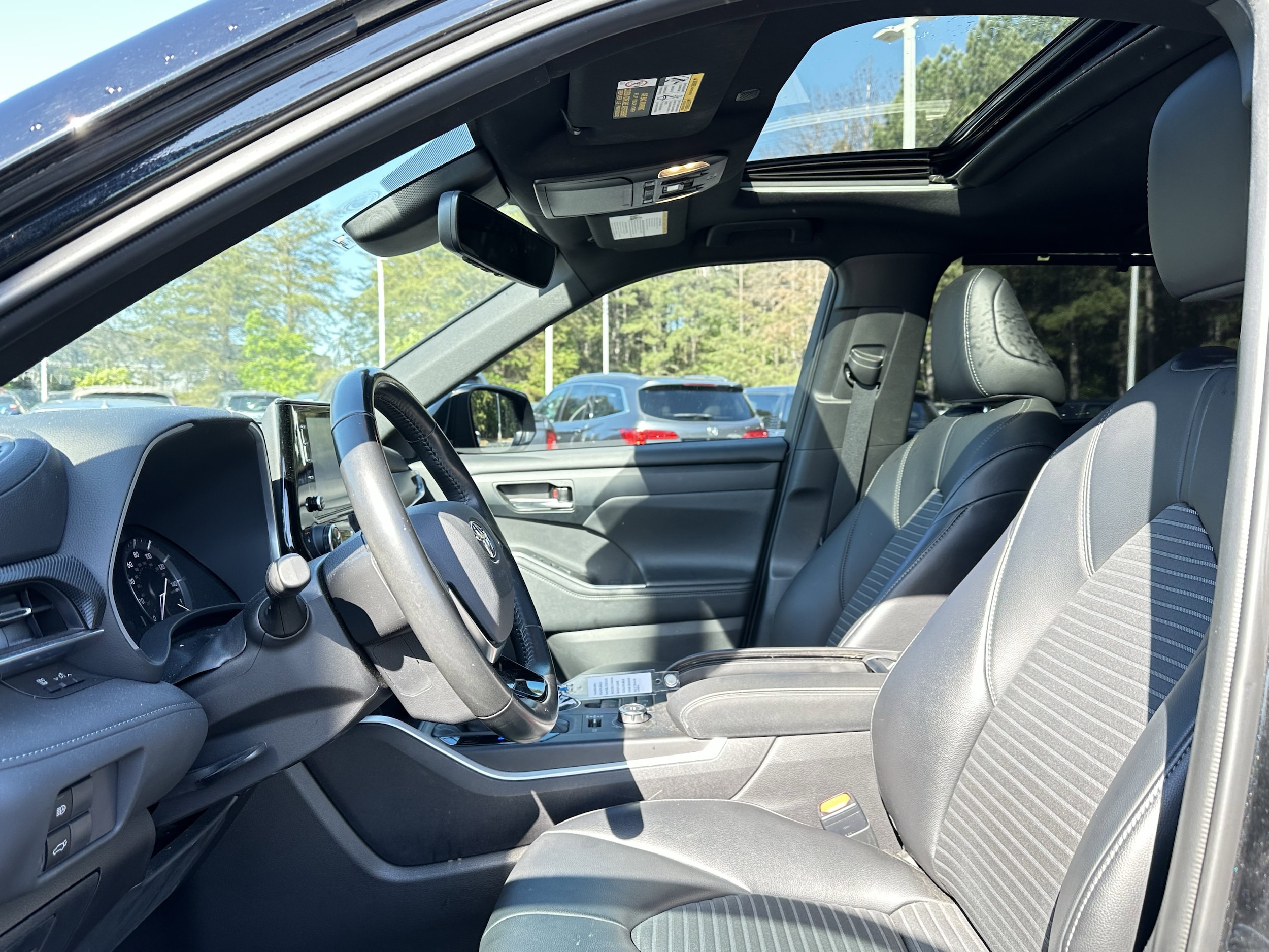 2021 Toyota Highlander XSE AWD photo 6