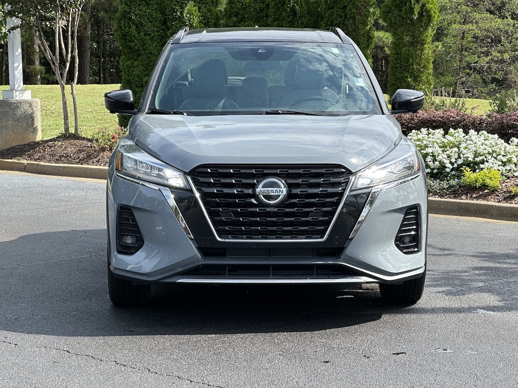 Used 2021 Nissan Kicks SR FWD SUV