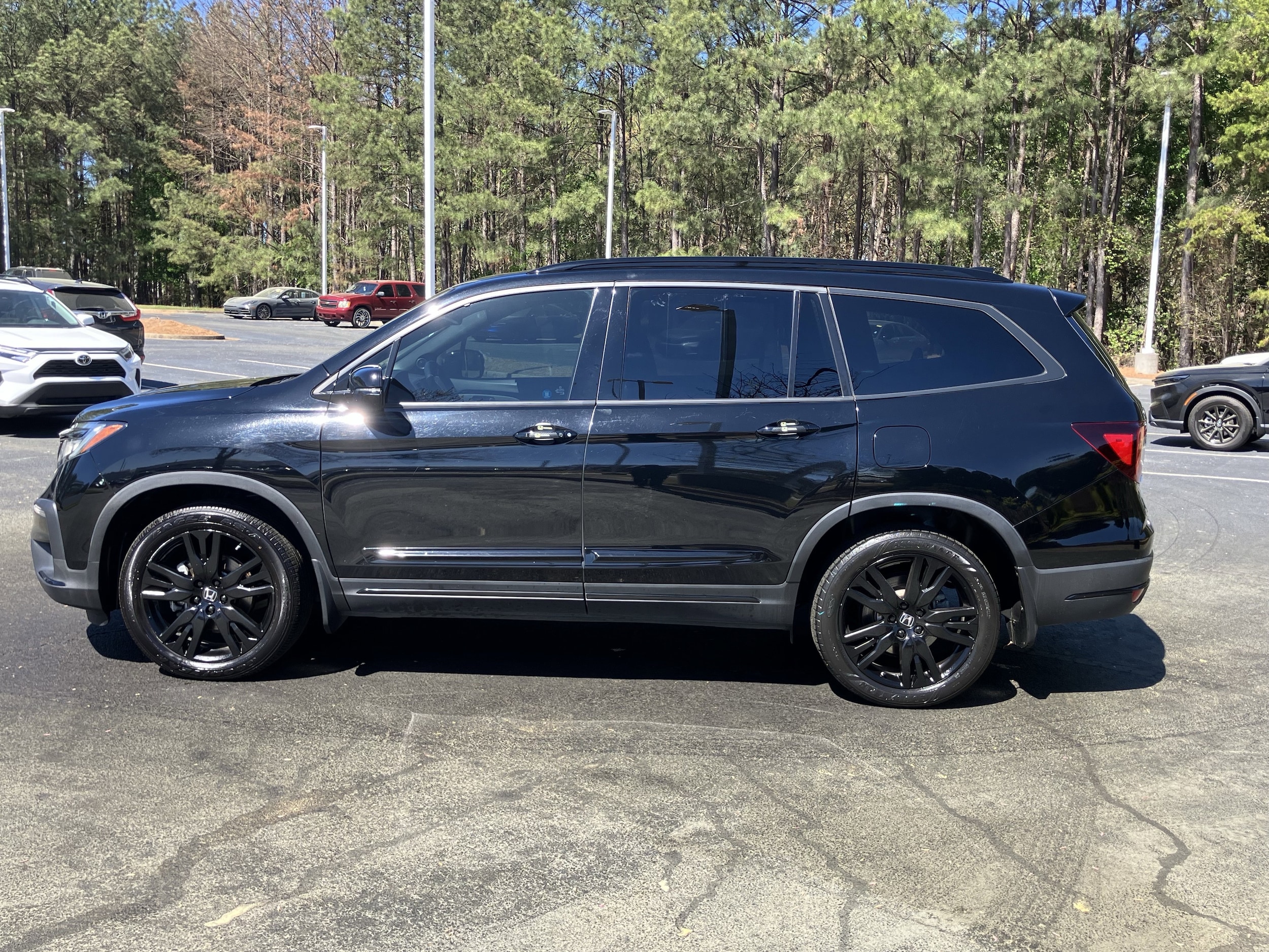 2022 Honda Pilot Black Edition AWD photo 6