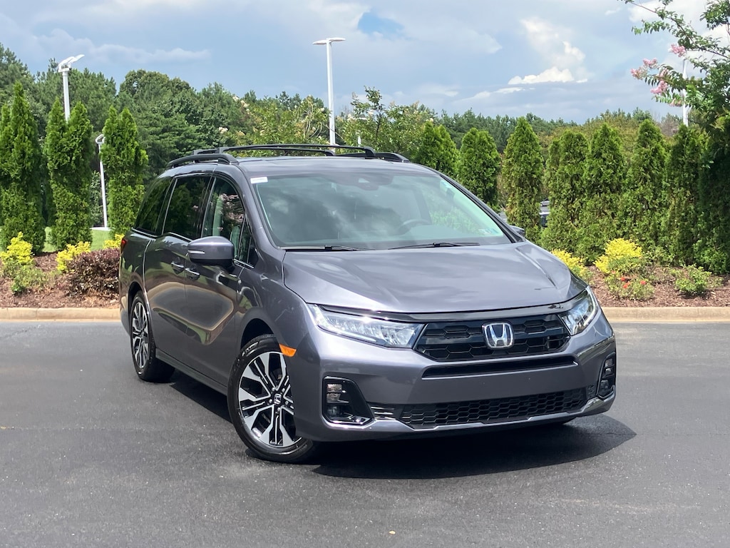 Used 2026 Honda Odyssey Elite Auto Minivan