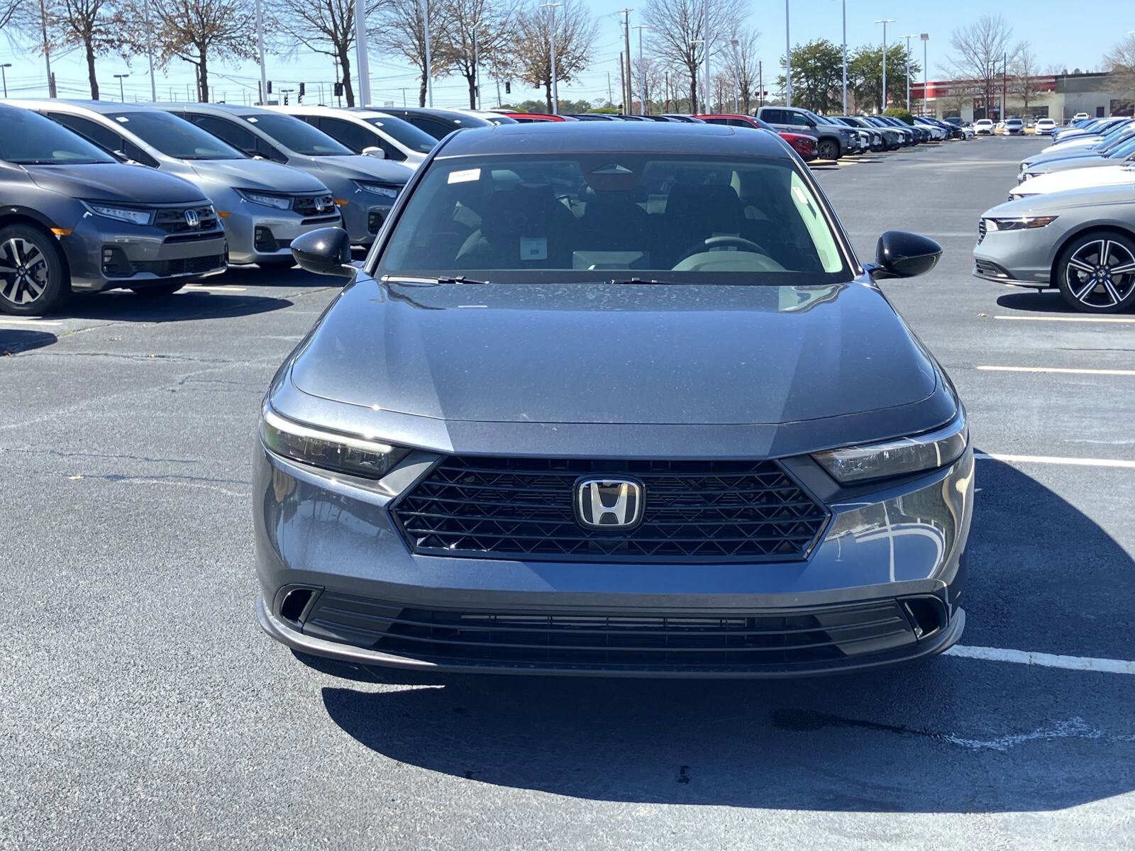 2025 Honda Accord SE photo 2