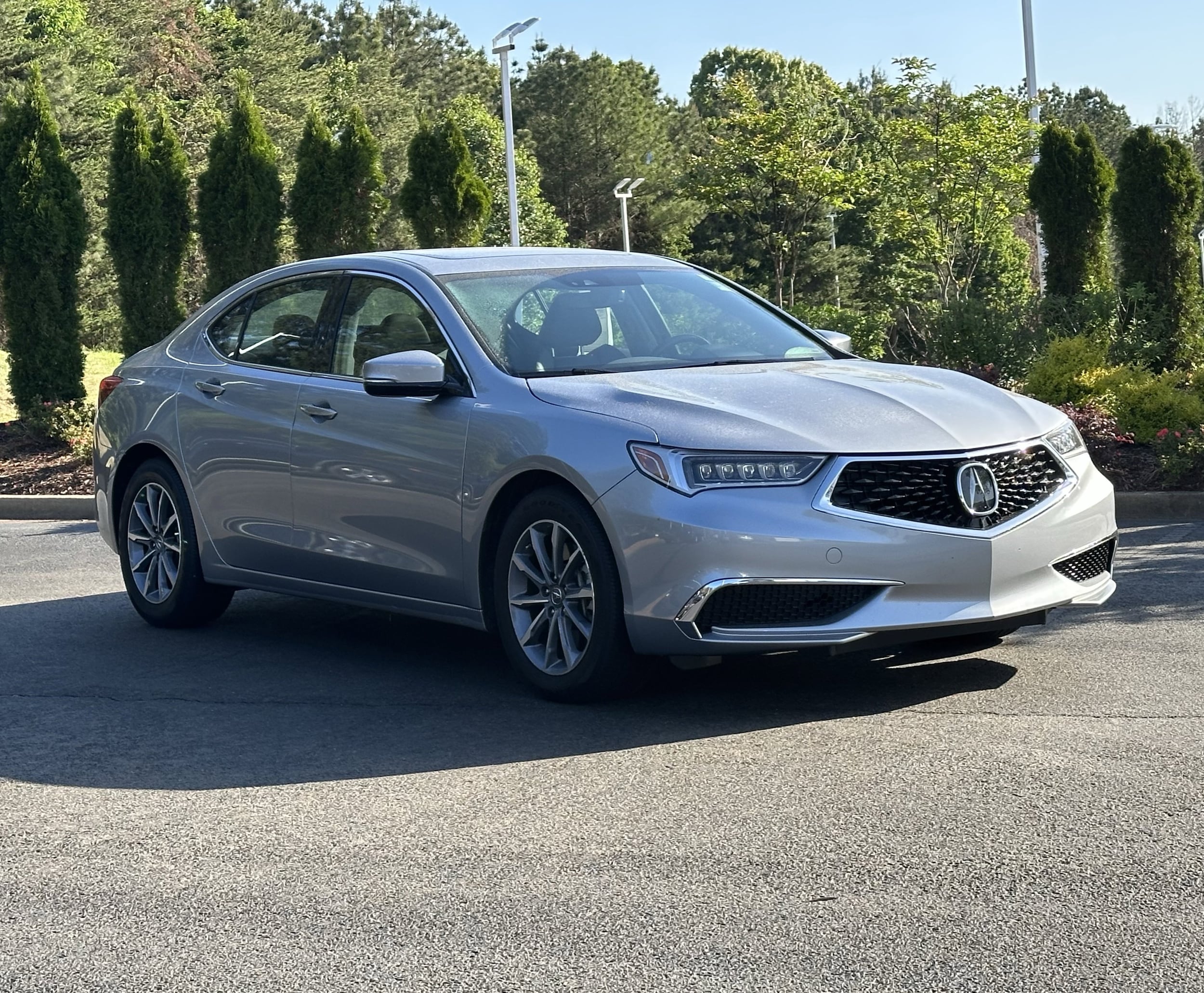 2018 Acura TLX 2.4L FWD w/Technology Pkg photo 2