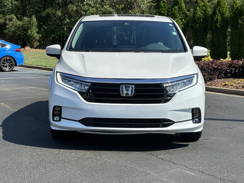 Certified 2023 Honda Odyssey Touring Auto Minivan