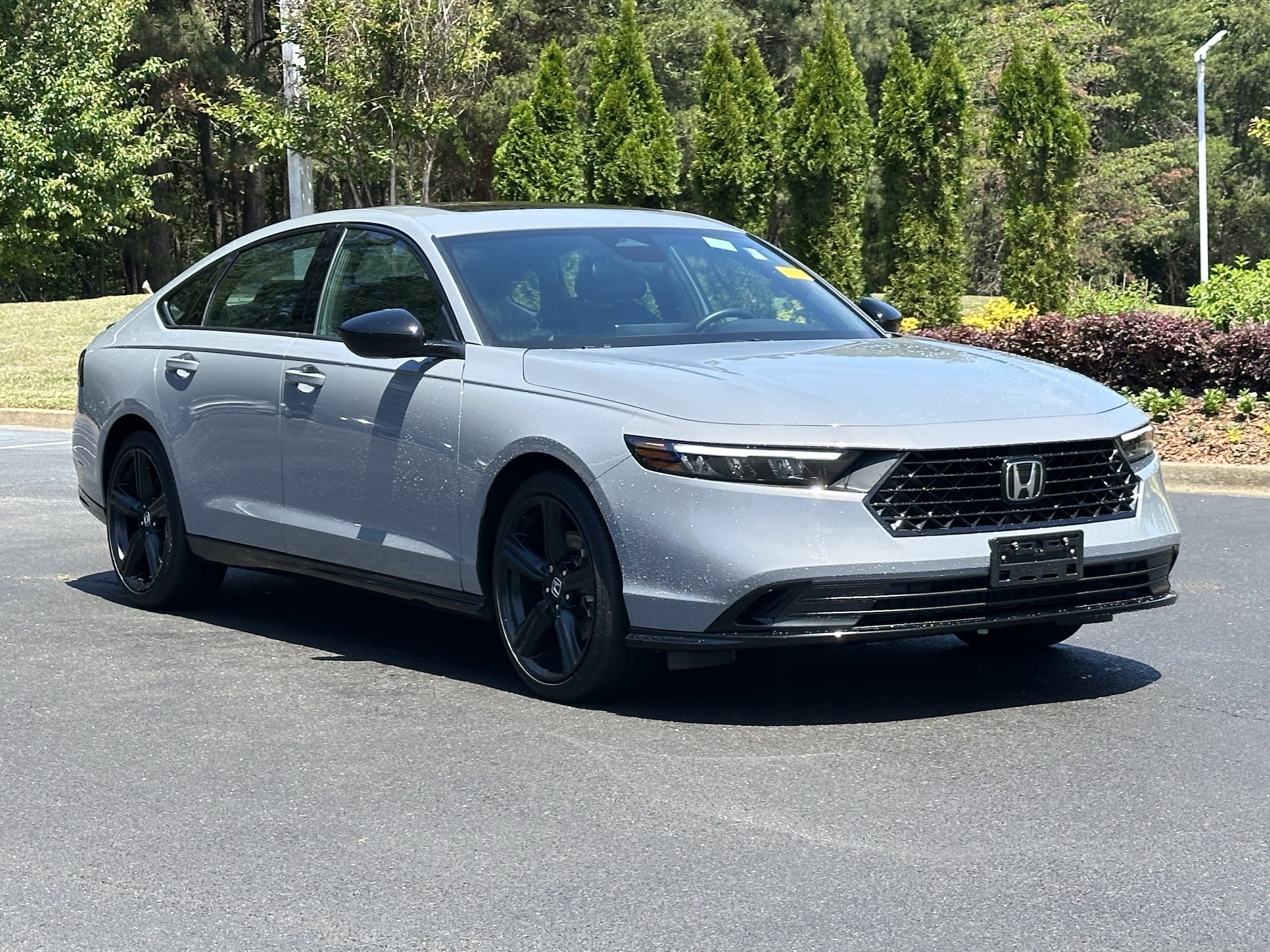 2025 Honda Accord Hybrid Sport-L Sedan photo 2