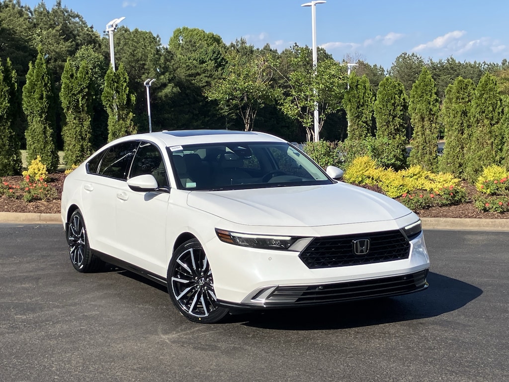 Certified 2023 Honda Accord Hybrid Touring Sedan Sedan