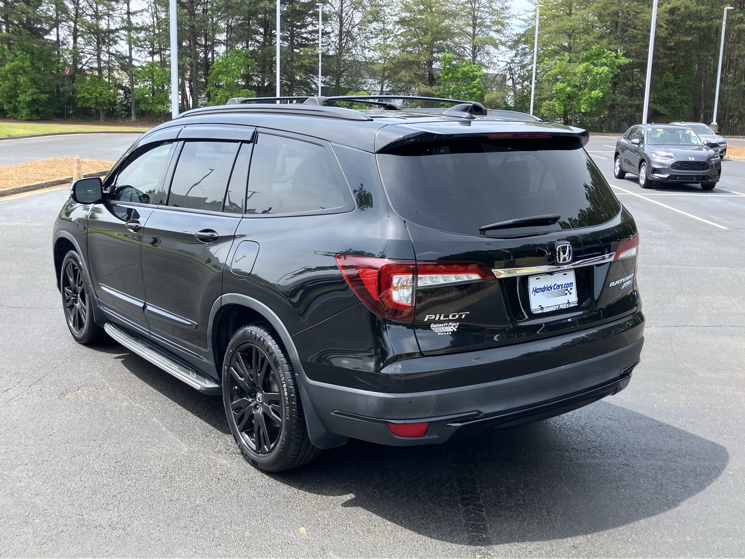 2021 Honda Pilot Black Edition AWD photo 3