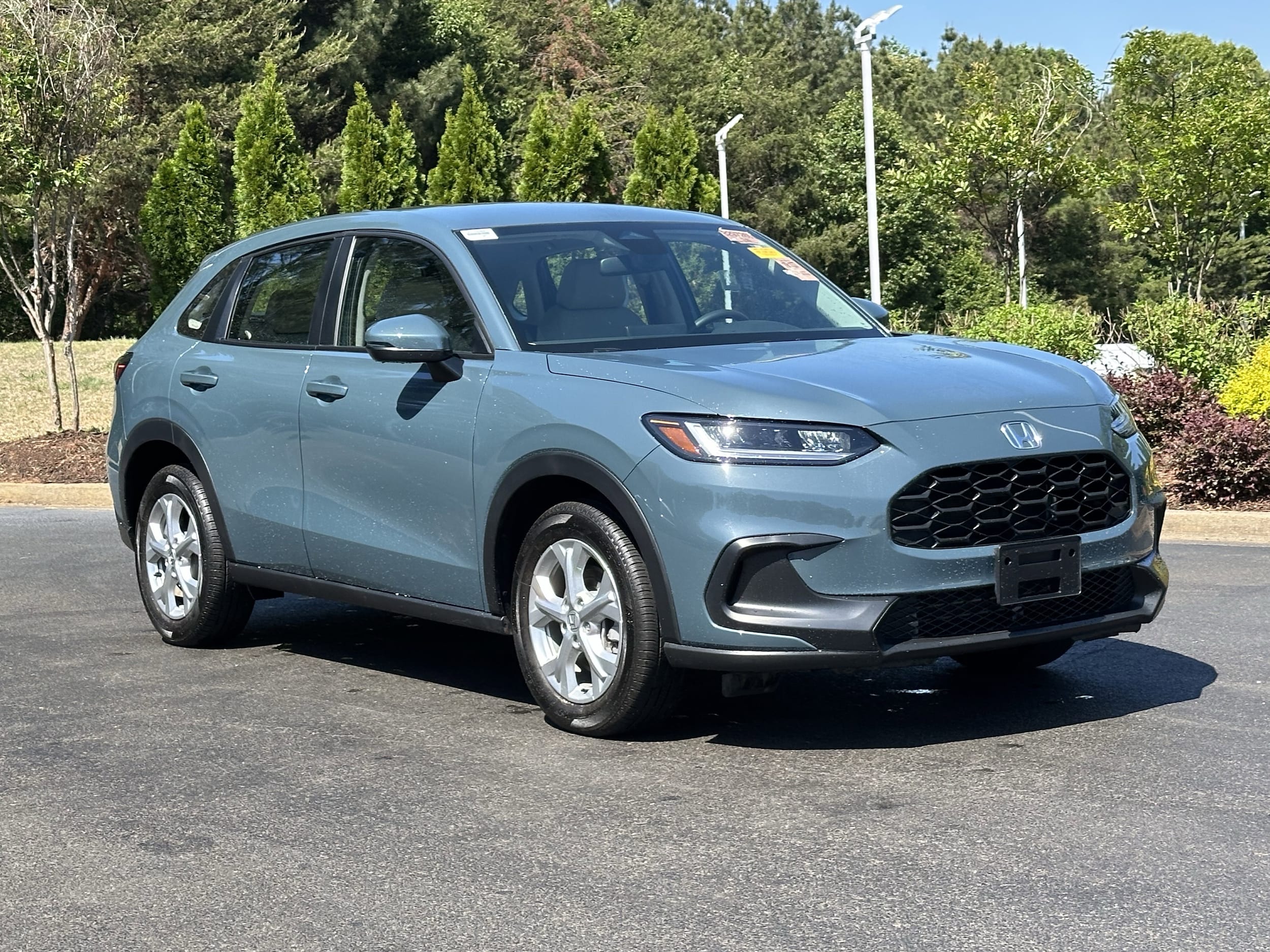 2025 Honda HR-V LX 2WD CVT photo 2