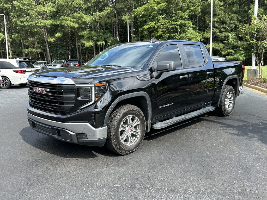 Used 2024 GMC Sierra 1500 4WD Crew Cab 147 Pro Pickup