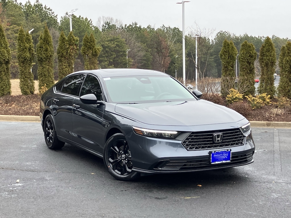 Used 2025 Honda Accord SE CVT Sedan