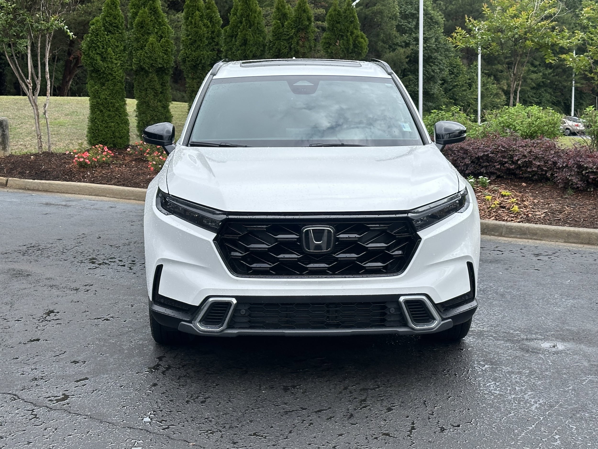 2024 Honda CR-V Hybrid Sport Touring AWD photo 2