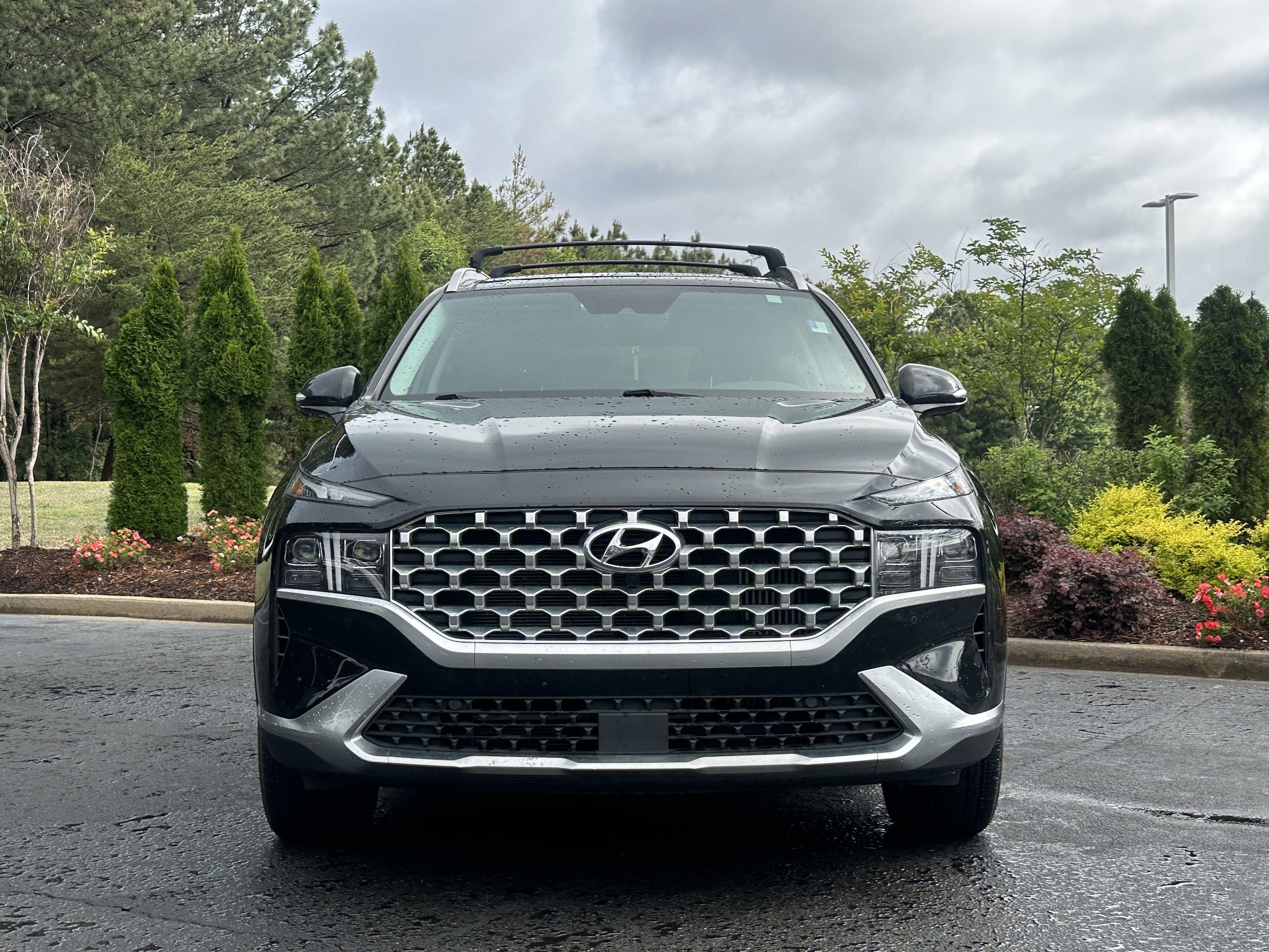 2022 Hyundai Santa Fe Hybrid Limited AWD photo 2