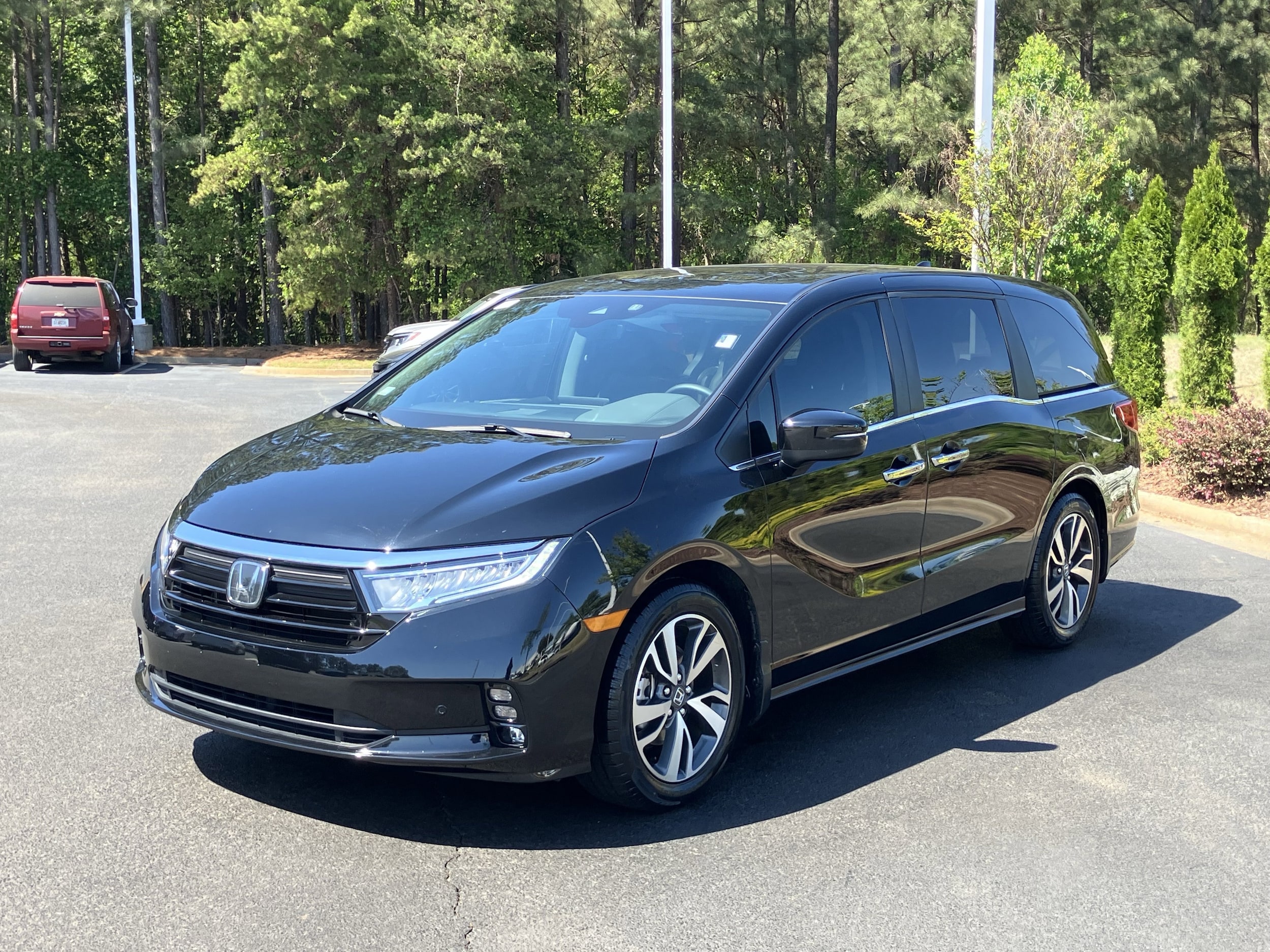 2024 Honda Odyssey Touring Auto photo 5