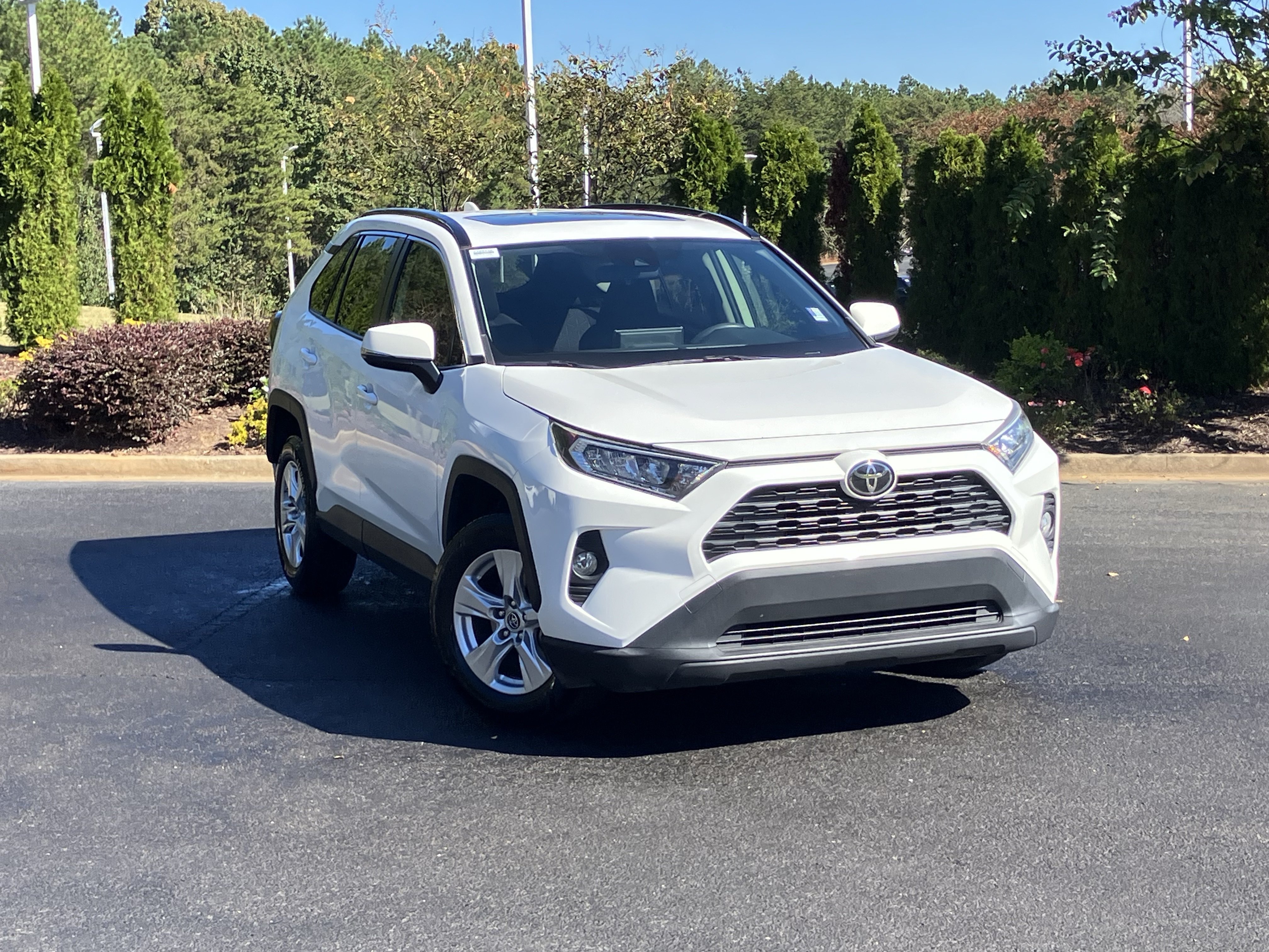 Used 2019 Toyota RAV4 XLE FWD SUV