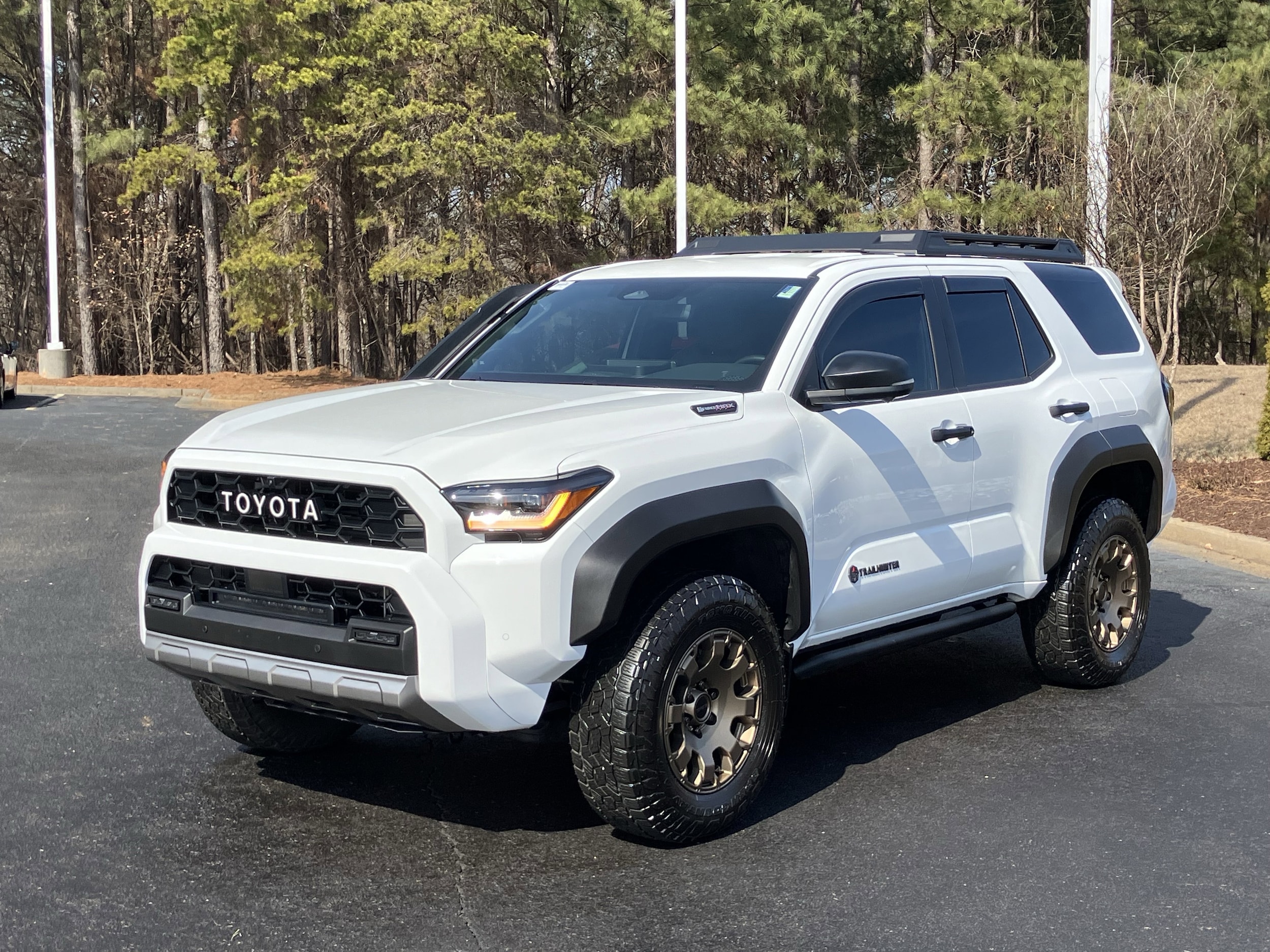 2025 Toyota 4Runner Hybrid Trailhunter 4WD photo 4