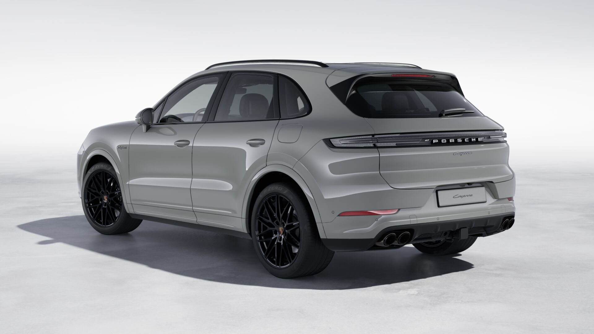 2025 Porsche Cayenne E-Hybrid photo 3