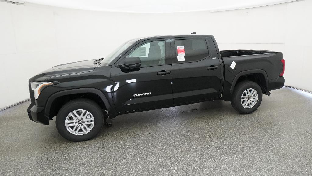 2026 Toyota Tundra SR5 CrewMax photo 4