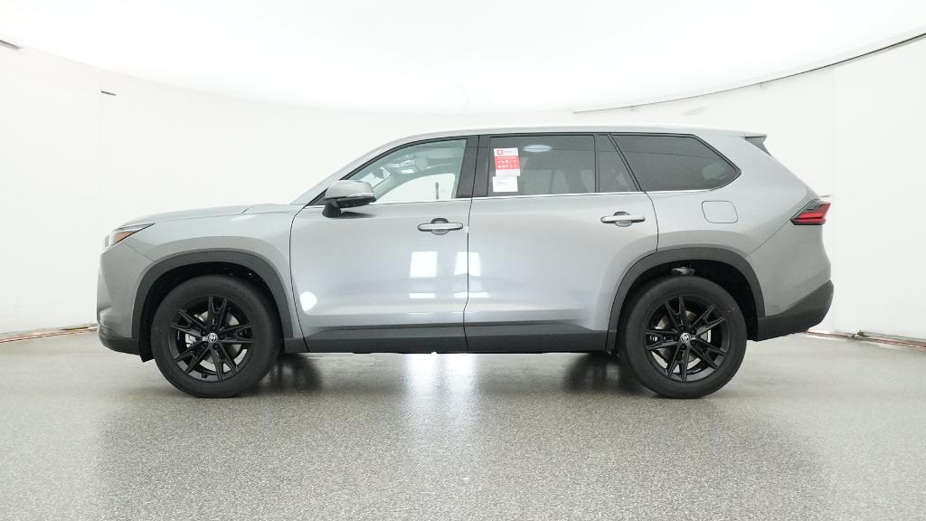 2025 Toyota Grand Highlander Platinum photo 4