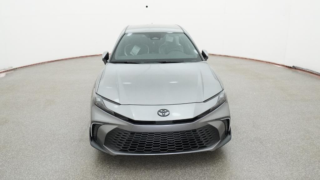 2025 Toyota Camry SE photo 3