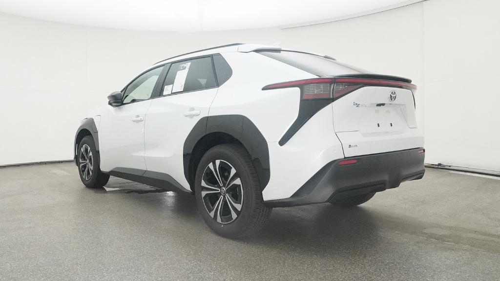 2025 Toyota bZ4X XLE photo 11