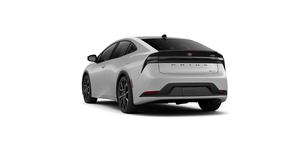 2025 Toyota Prius Plug-in Hybrid XSE Premium photo 4