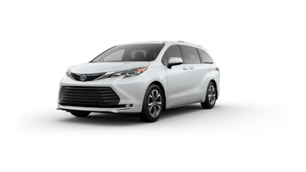 2025 Toyota Sienna Platinum 7 PASSENGER