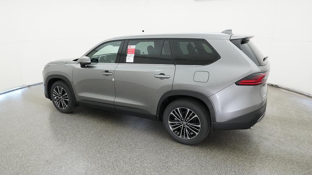 2025 Toyota Highlander Hybrid Platinum photo 4