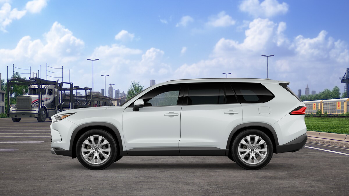 2026 Toyota Grand Highlander Limited AWD photo 4