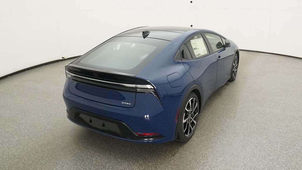 2025 Toyota Prius Plug-in Hybrid XSE photo 21