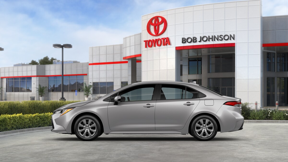 2025 Toyota Corolla LE photo 2