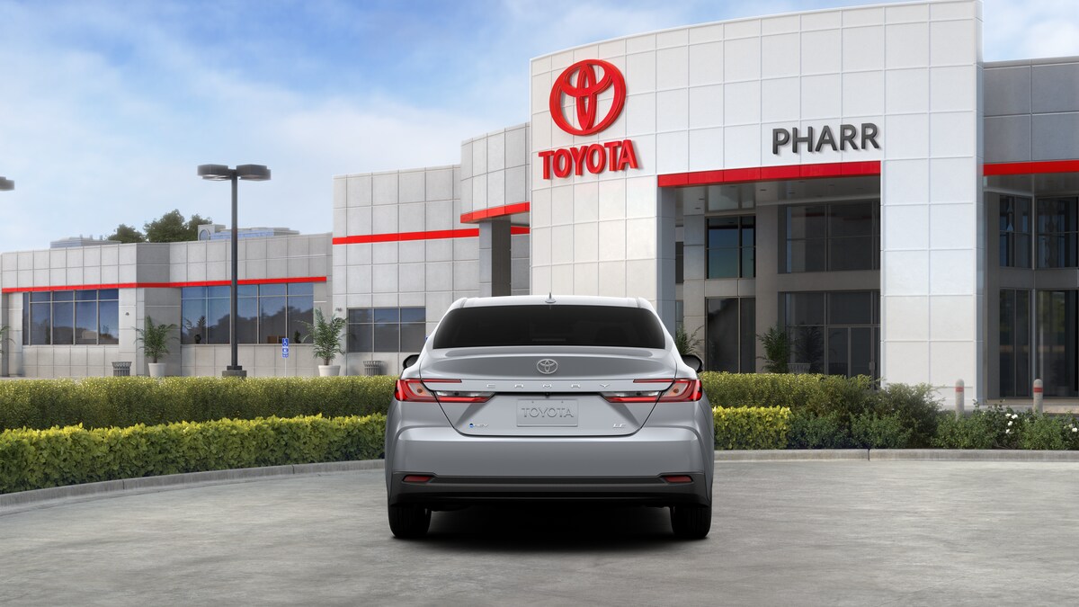 2025 Toyota Camry LE photo 12