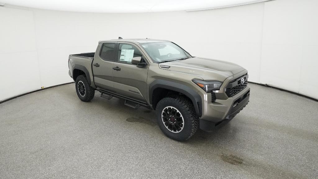 2025 Toyota Tacoma TRD Off-Road photo 4