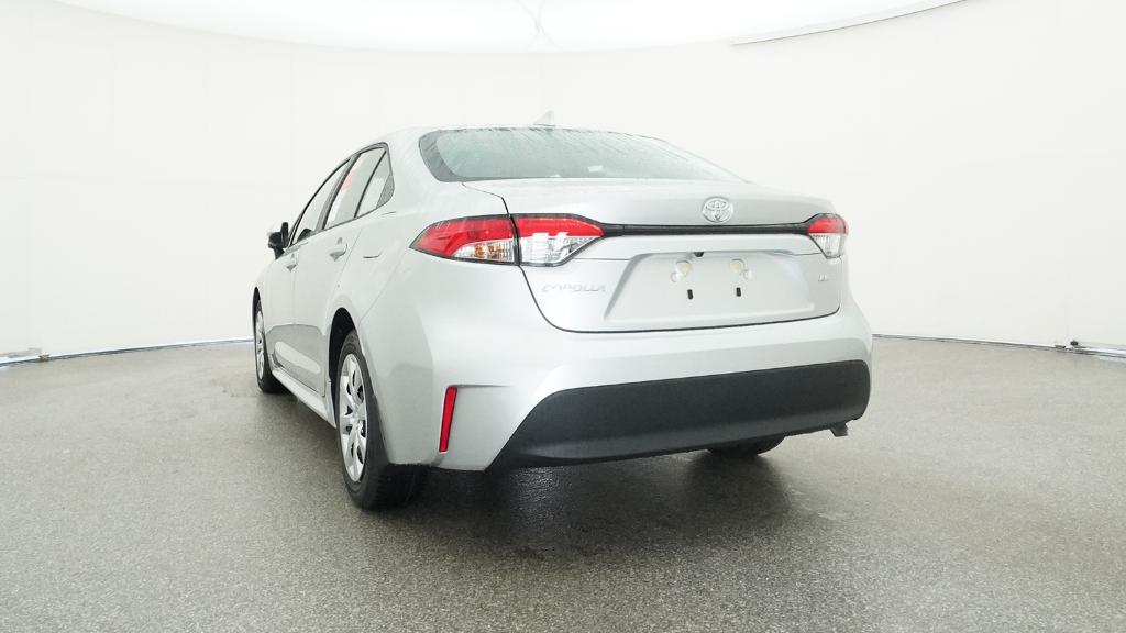 2025 Toyota Corolla LE photo 3