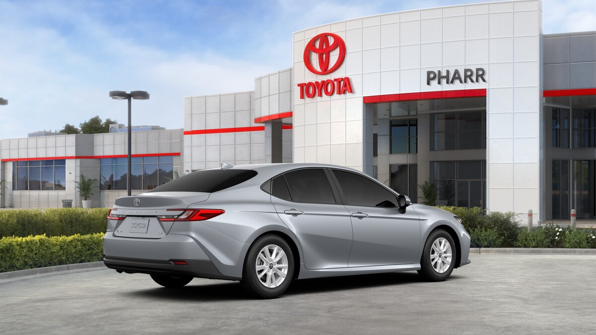 2025 Toyota Camry LE photo 14