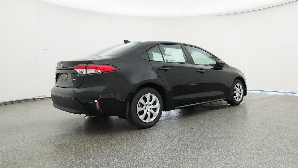 2025 Toyota Corolla LE photo 5