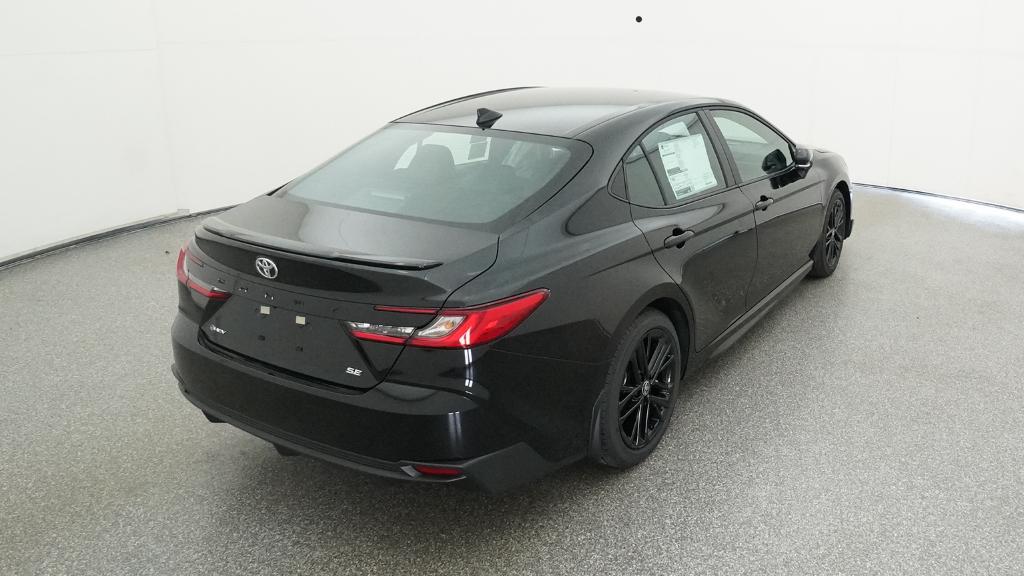 2026 Toyota Camry SE photo 21