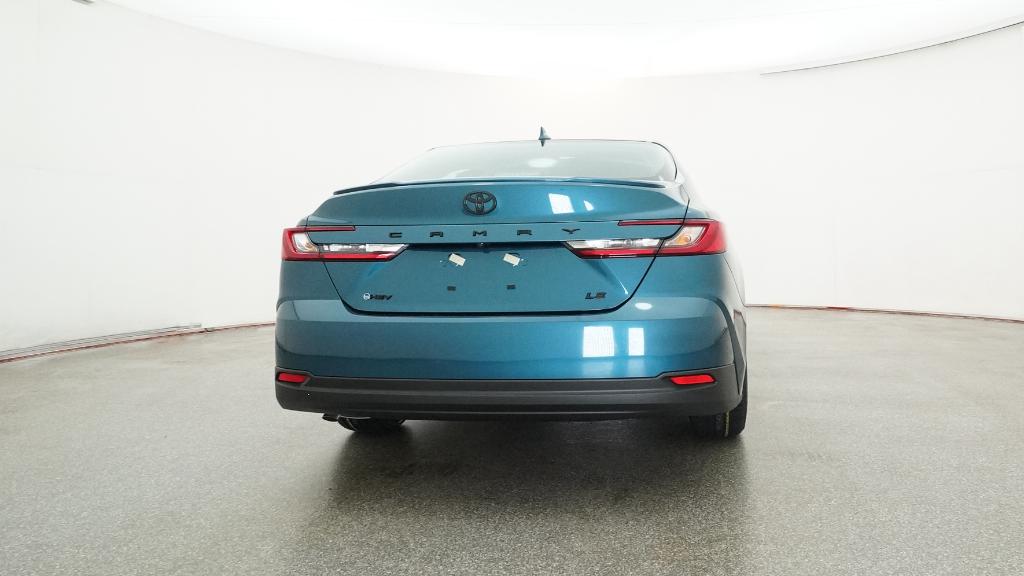 2025 Toyota Camry LE photo 10