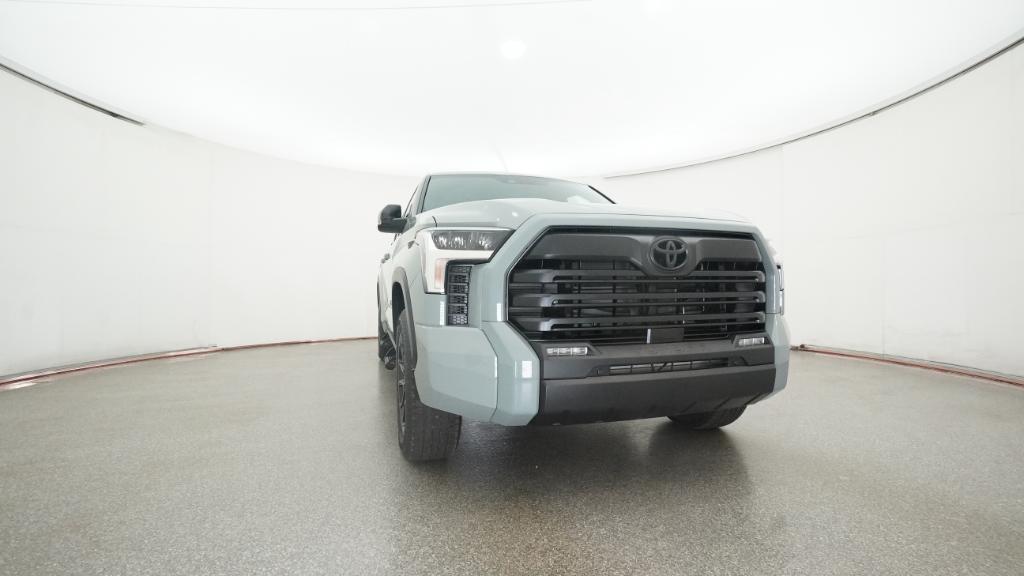 2026 Toyota Tundra SR5 CrewMax photo 2