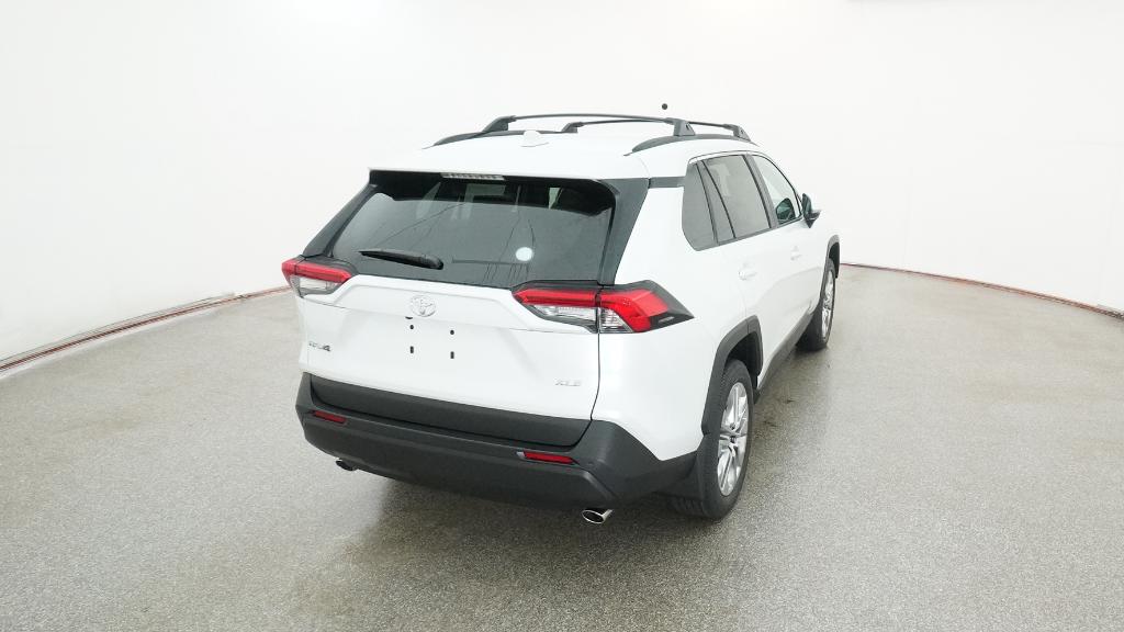 2025 Toyota RAV4 XLE Premium photo 4