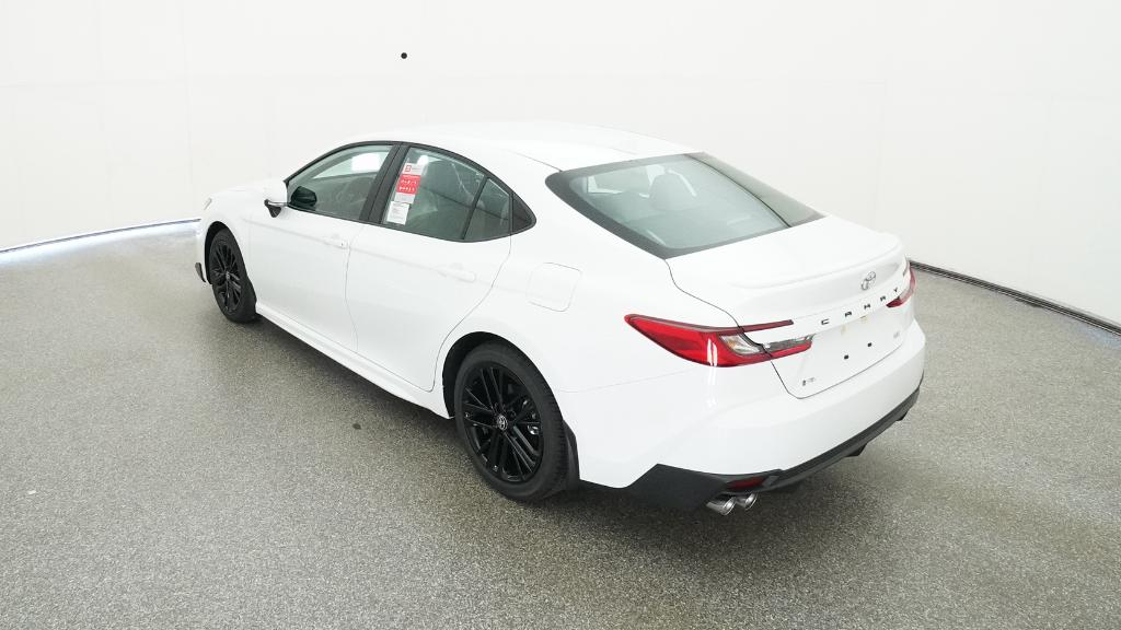 2026 Toyota Camry SE photo 4