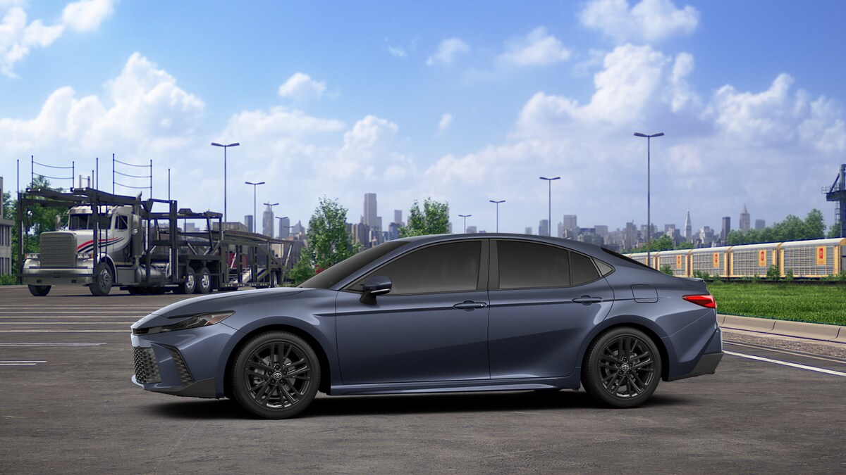 2026 Toyota Camry SE photo 2
