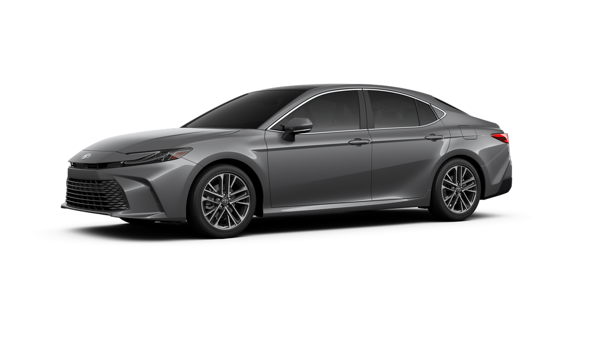 2025 Toyota Camry XLE - Photo 6