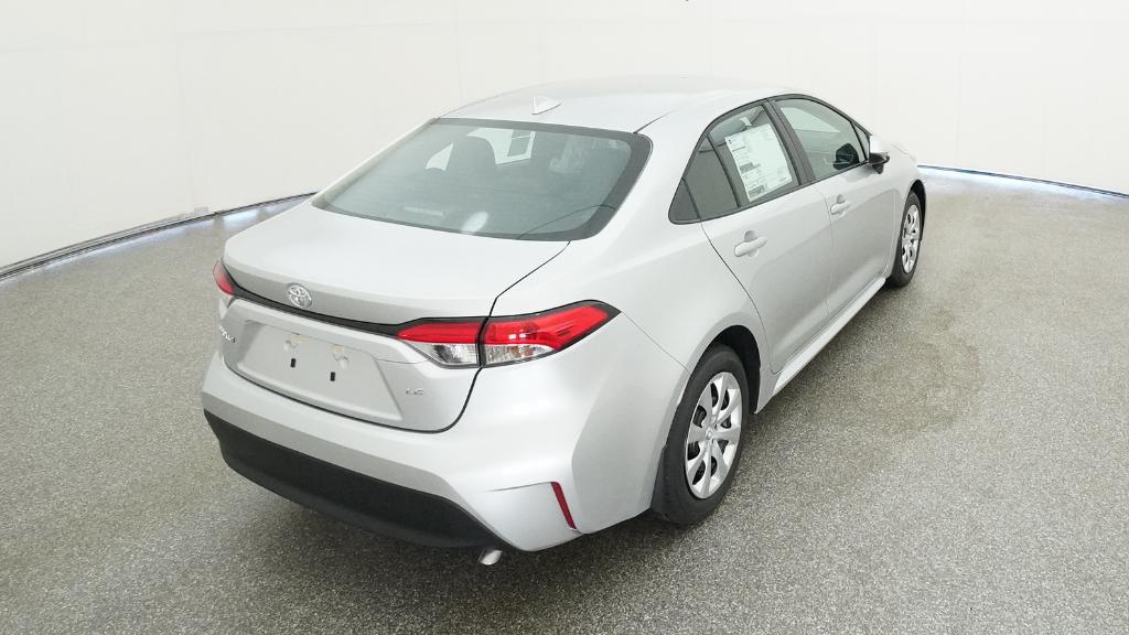 2025 Toyota Corolla LE photo 2