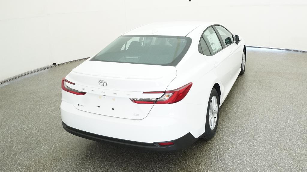 2025 Toyota Camry LE photo 18